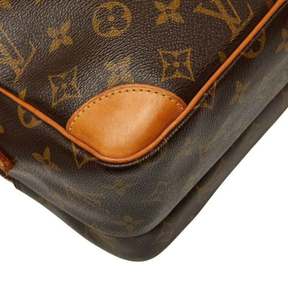 LOUIS VUITTON delivery duty